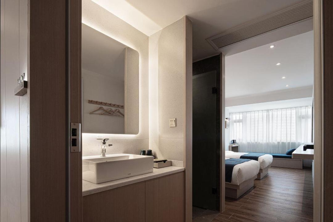 Walling Hotel - Chongqing Jiefangbei Hongyadong Екстериор снимка
